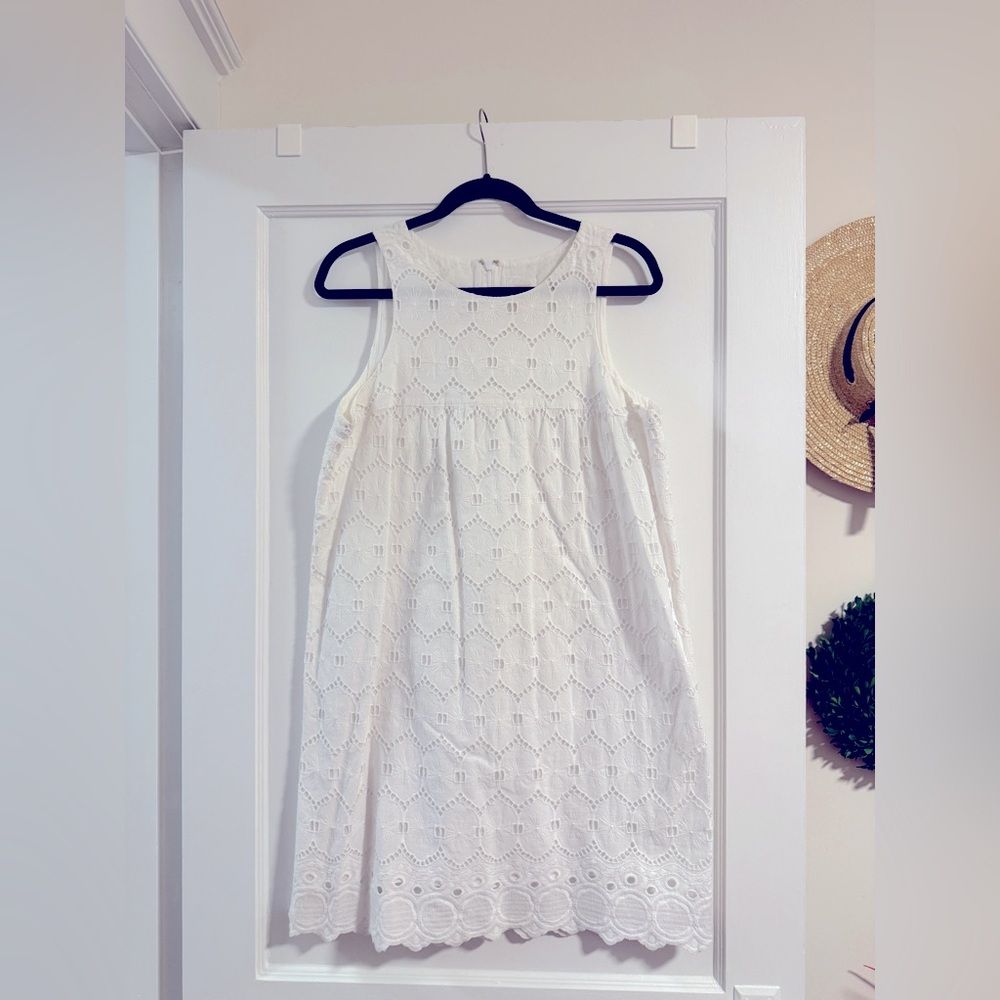 Anna Sui 100% cotton lined embroidered white dress - size L - made in USA!